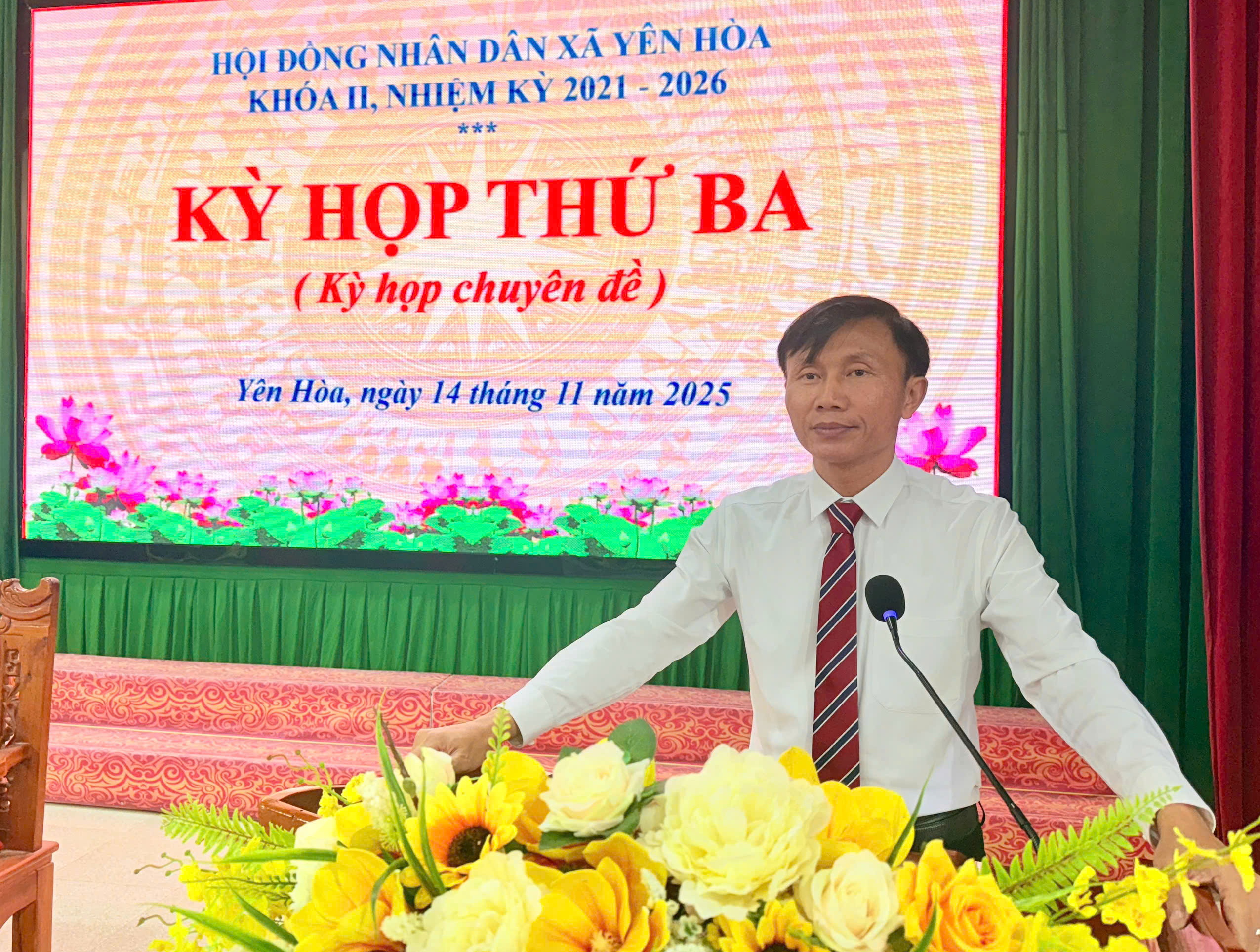 Hội đồng nhân dân xã Yên Hòa Khóa II tổ chức Kỳ họp chuyên đề