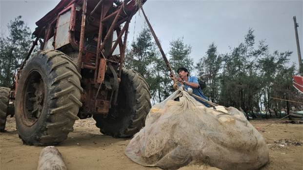 Hà Tĩnh sẽ sơ tán hơn 6.500 hộ dân trước cơn bão số 10 - Ảnh 1.