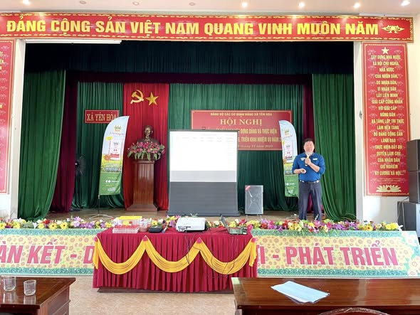 Hội Nông dân xã Yên Hòa tổ chức tập huấn, giới thiệu phân bón Kali Canada cho hội viên nông dân