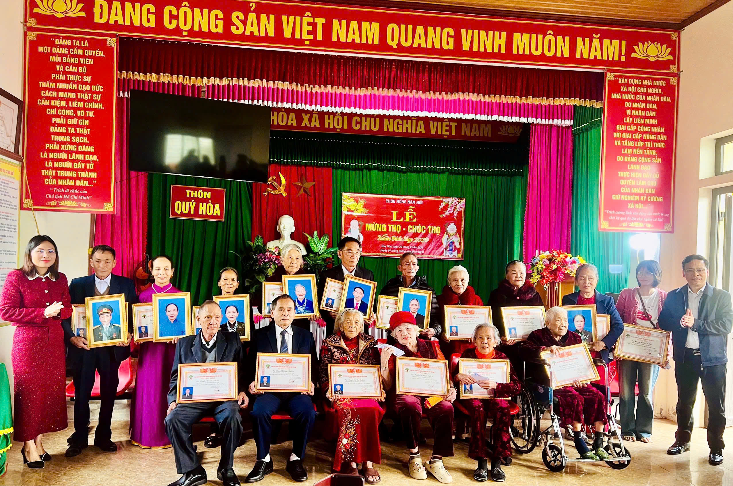 Xã Yên Hoà long trọng tổ chức lễ chúc thọ, mừng thọ người cao tuổi tại 24/24 thôn