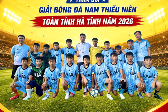 Các cầu thủ nhí xã Yên Hòa sẵn sàng bước vào vòng thi đấu giải bóng đá nam thiếu niên tỉnh Hà Tĩnh năm 2026