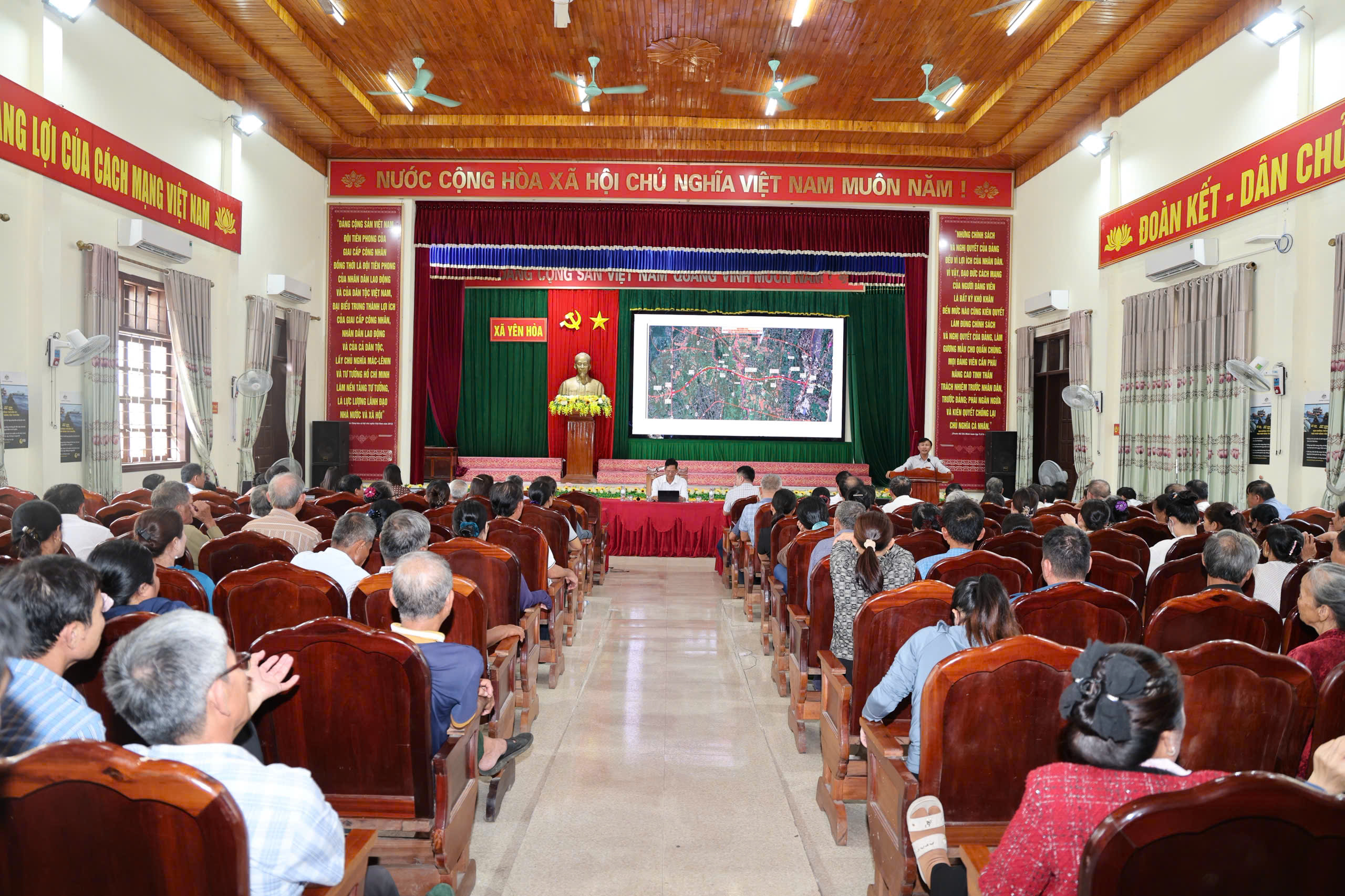 Xã Yên Hòa tổ chức hội nghị triển khai công tác bồi thường, GPMT Dự án Tuyến đường kết nối nút giao đường bộ cao tốc đoạn qua địa bàn xã