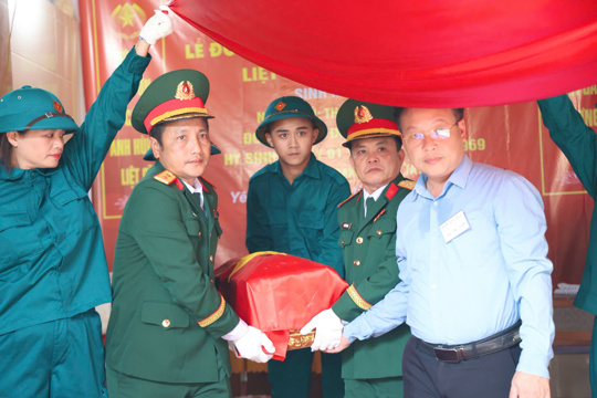 Xã Yên Hòa xúc động lễ tưởng niệm và an táng hài cốt Liệt sĩ Chu Văn Tuyết