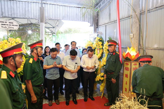 Yên Hòa trang nghiêm tổ chức lễ viếng Liệt sĩ Chu Văn Tuyết 