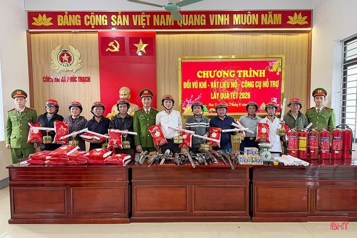 Vận động thu hồi vũ khí, vật liệu nổ phòng ngừa mất an ninh, trật tự từ cơ sở