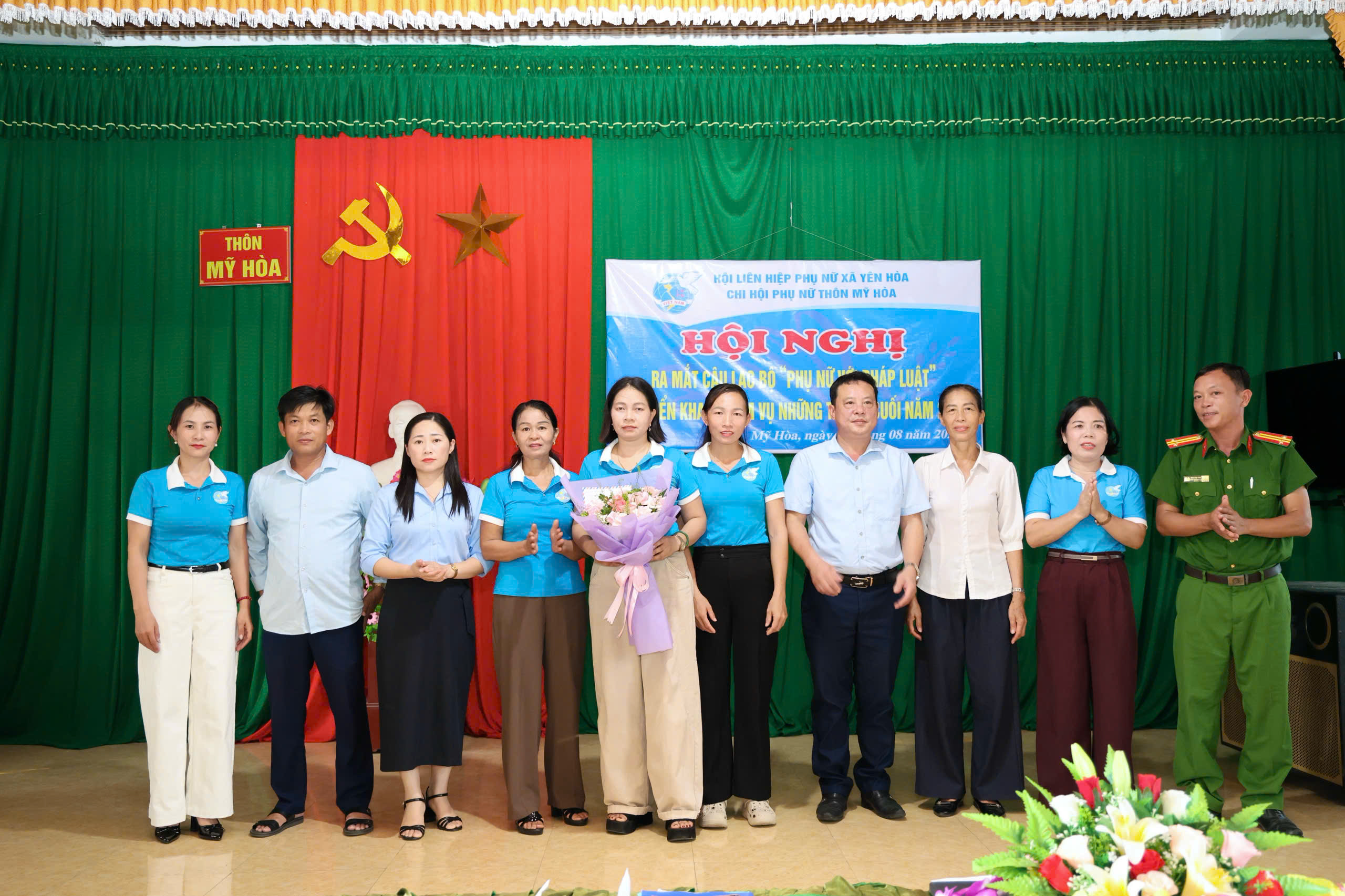 Tin truyền hình: Yên Hoà ra mắt Câu lạc bộ “Phụ nữ với pháp luật” tại thôn Mỹ Hòa