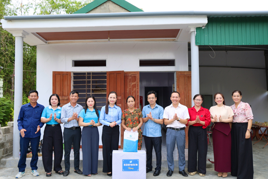 Xã Yên Hoà nghiệm thu, trao kinh phí hỗ trợ sửa chữa nhà ở 