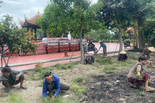 Yên Hòa: Thôn Minh Hòa và Nhân Hòa đẩy mạnh công tác vệ sinh môi trường