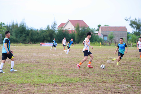 Yên Hoà: 4 đội bóng xuất sắc nhất góp mặt tại Bán kết Giải Bóng đá Nam toàn xã năm 2026