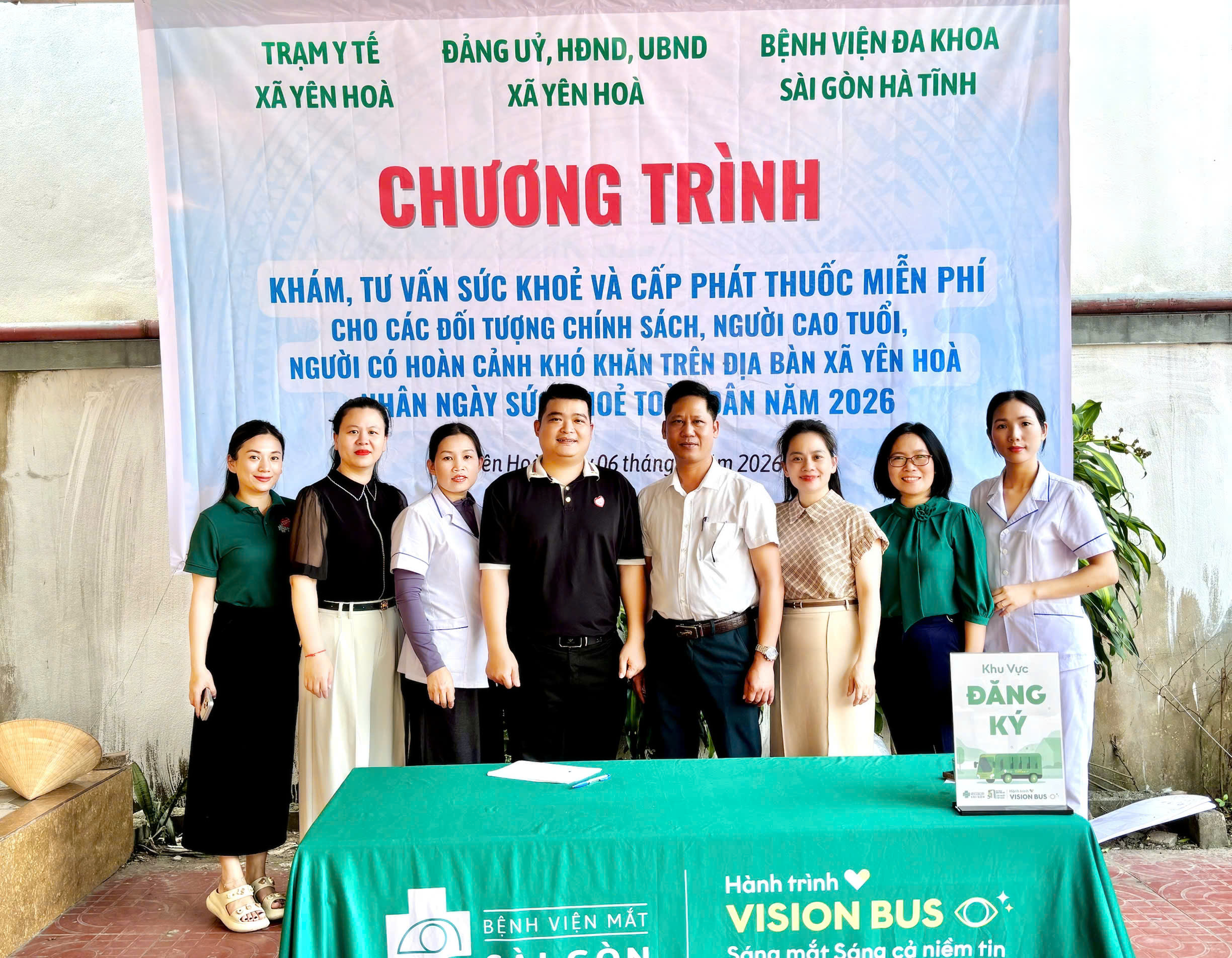Bệnh viện đa khoa Sài Gòn Hà Tĩnh tổ chức khám, tư vấn và cấp thuốc miễn phí tại xã Yên Hòa