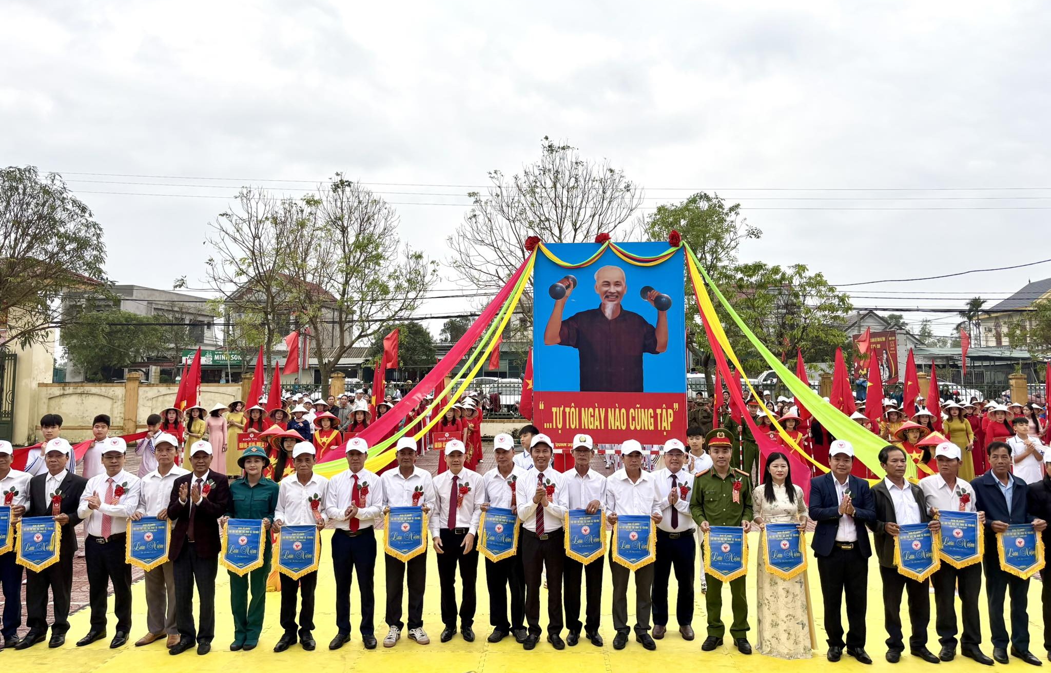 Xã Yên Hoà Khai mạc thành công Đại hội thể dục thể thao Lần thứ nhất, năm 2025