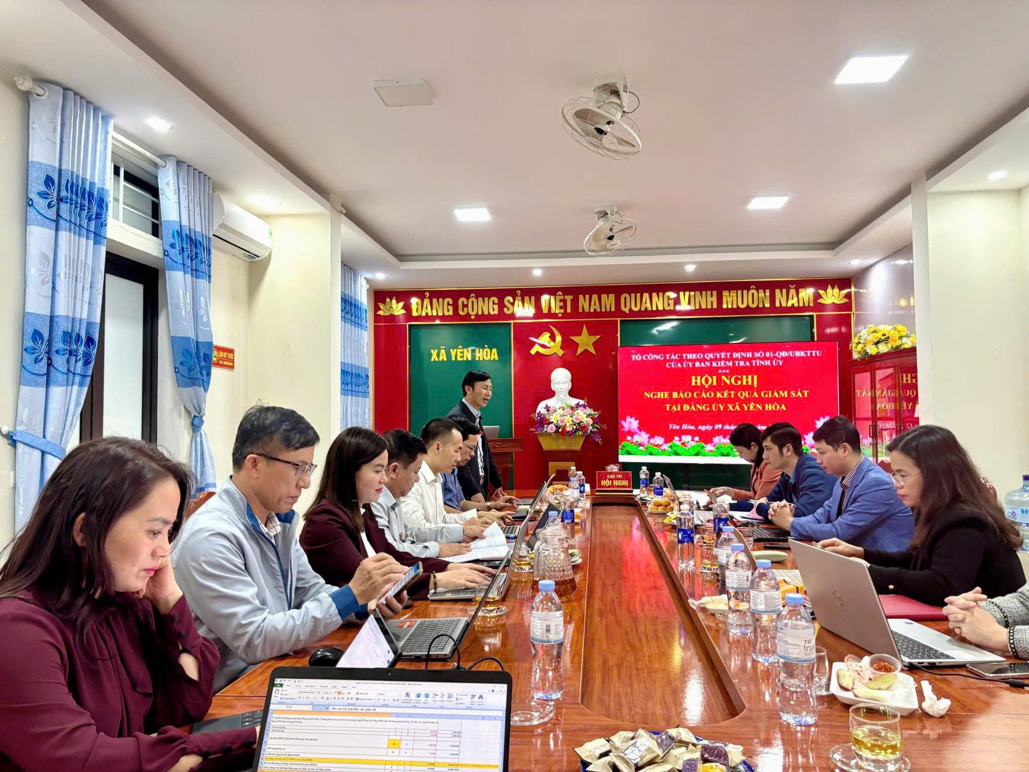 Tổ Công tác Ủy ban Kiểm tra Tỉnh ủy tổ chức giám sát thường xuyên Ban Thường vụ Đảng ủy xã Yên Hòa